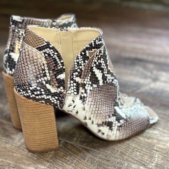 NEW Vince Camuto Fedrilla Open Toe Leather Kondia Bootie Bronze Snake Print 9.5 - Picture 13 of 15